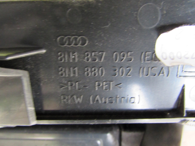 Audi TT Mk1 8N Glove Box Damaged 8N18803027